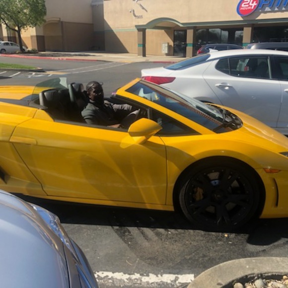 Meet your Posher, Stephen n - Picture 2 of 2